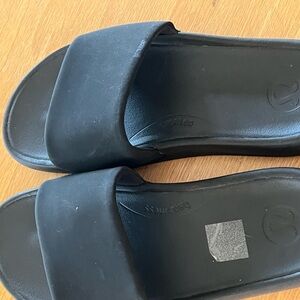 lululemon athletica Black Slide Sandals - Simple Wide Strap Slides
